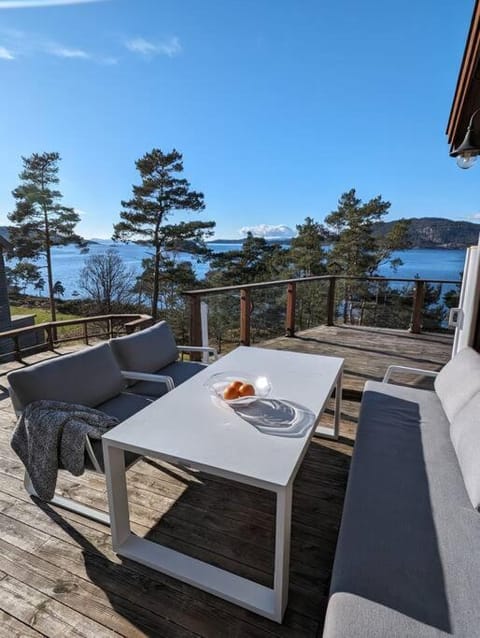 Sjøhytte i Ryfylke med 5 soverom House in Rogaland