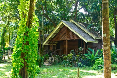 Khao Sok Riverside Cottages Capanno nella natura in Khlong Sok