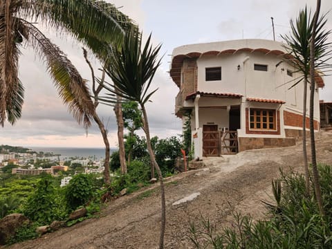 Property building, Natural landscape, Garden view