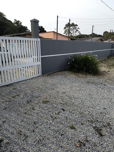 Casa na Praia de Canoas House in Pontal do Paraná