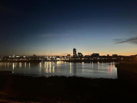 Night, Natural landscape, City view, Sea view