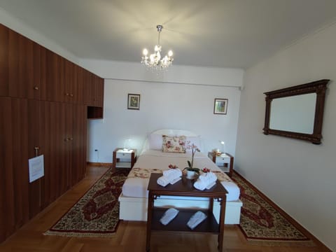 ''Athens Light'' luxury spacy appartment, Agia Paraskevi Apartment in Chalandri