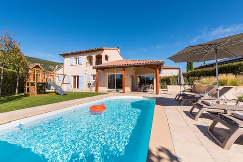 Villa Alize House in Vallon-Pont-d'Arc