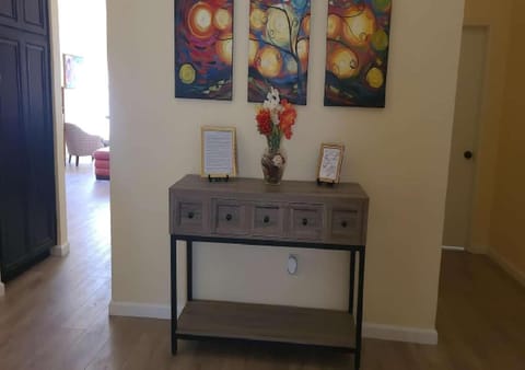 Be our Guest Hm Tampa Apartment in Palmdale