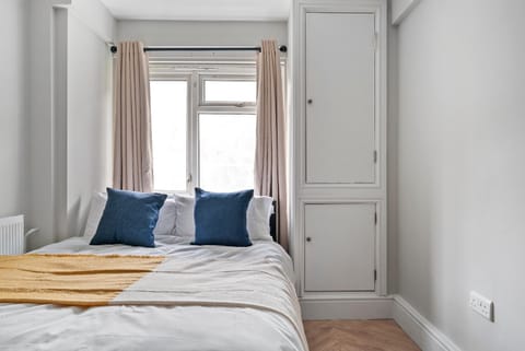 London Zone 2 Stylish 3 Bedroom Apartment Long Stay Special Prices Free Parking Apartment in London Borough of Southwark