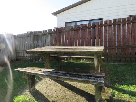 Perehipe Lookout - Views to Enjoy House in Northland