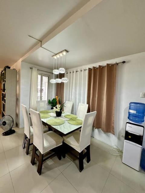 Comfy & peaceful home in Angeles Pampanga Apartment in Angeles