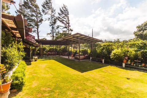 Property building, Patio, BBQ facilities, Garden