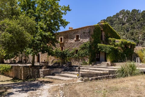 Honor - Rustic villa for 16 people Villa in Raiguer