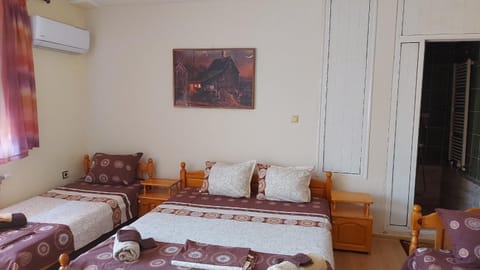 Lora Bed and Breakfast in Blagoevgrad Province