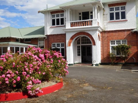 Facade/entrance, Garden