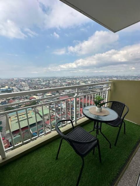 Casa Alexandra, cozy 2 BR condo Apartment in Quezon City