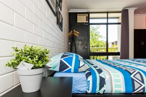 Bed, Photo of the whole room, Decorative detail