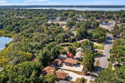 Property building, Neighbourhood, Bird's eye view, Location