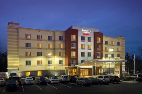 Fairfield Inn & Suites by Marriott Arundel Mills BWI Airport Hotel in Severn
