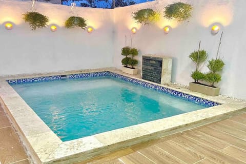 Casa Vacacional a 5 minutos del Aeropuerto by drvacationsrental House in Santo Domingo Este