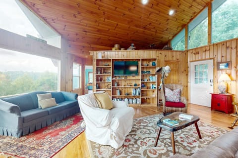 Mountain Getaway House in Nantahala Lake