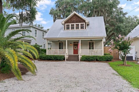 Captain's Hangar House in Saint Simons Island