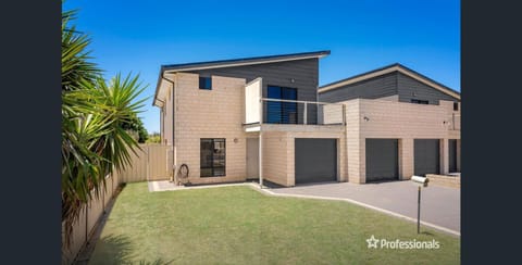 Pet Friendly Townhouse House in Geraldton