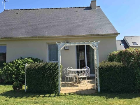 Patio, Garden view