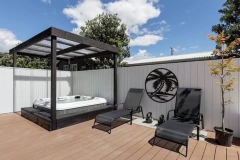 Papamoa Coastal Oasis Apartment in Bay Of Plenty