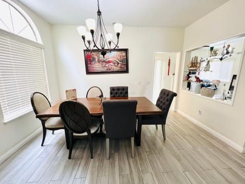 Living room, Dining area