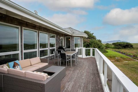 Elk Ridge - Lux oceanfront family retreat House in Gearhart