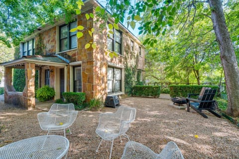 about 4 Mi to Downtown Pet-Friendly Austin Studio Appartement in Zilker