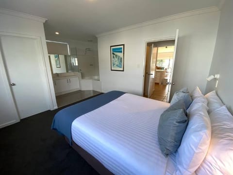 Blue Haven Ocean Views & Pool House in Margaret River