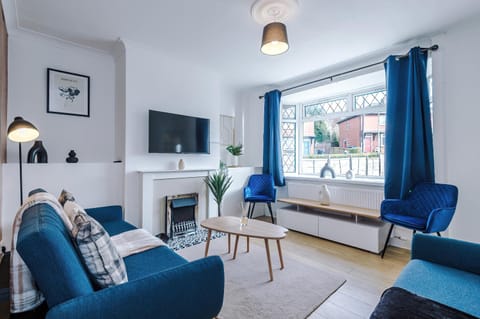 TV and multimedia, Living room, Seating area