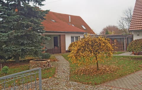 3 Bedroom Cozy Home In Lbbenau-gross Beuchow House in Lübbenau