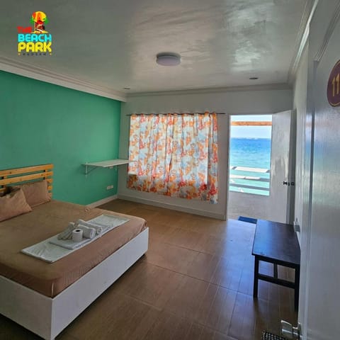 Bed, Photo of the whole room, Bedroom, Sea view