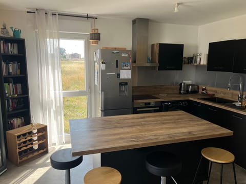 Appartement entier neuf 70m2 avec jardin, terrasse, 2 places de parking, Plein sud, au calme, sans vis-à-vis Apartment in Rezé