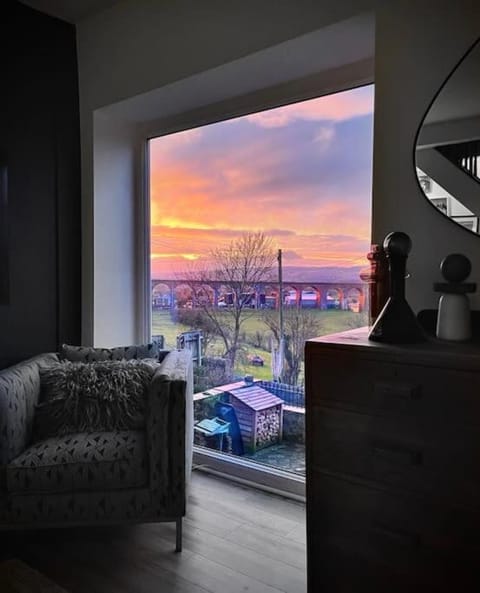 Natural landscape, Living room, Sunset