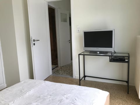 Starry apartment - 3 Minutes From Metro Station Apartment in Central Athens Regional Unit, Greece