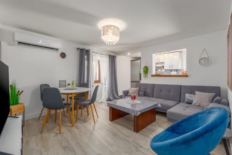 Apartment Richard Apartment in Novigrad