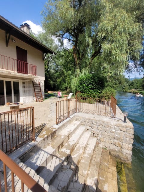 La maison du lac House in Haute-Savoie