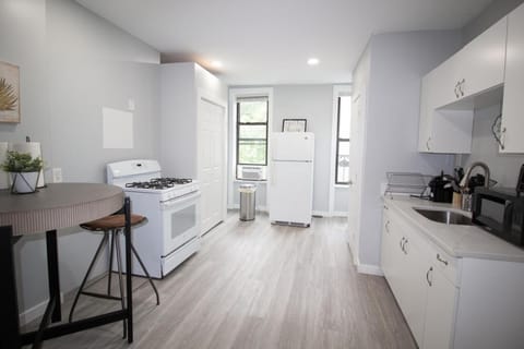 Boho 1-Bedroom Apt 15 Min to Manhattan Apartment in Hoboken