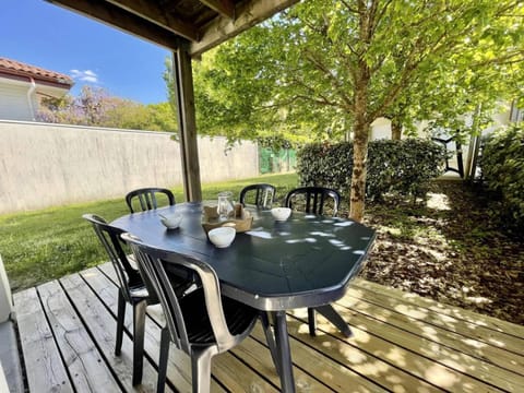 Garden, Balcony/Terrace