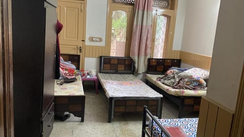 Iqra girls hostal Hostel in Islamabad