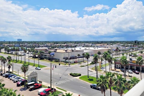 Daytona Beach Resort Unit #704 House in Holly Hill