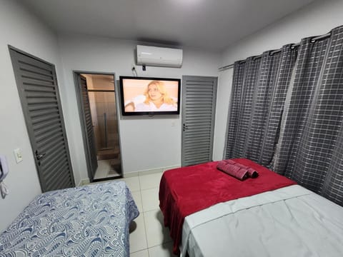 Bed, Photo of the whole room, Bedroom, air conditioner