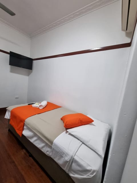 Bed, TV and multimedia, Bedroom, air conditioner