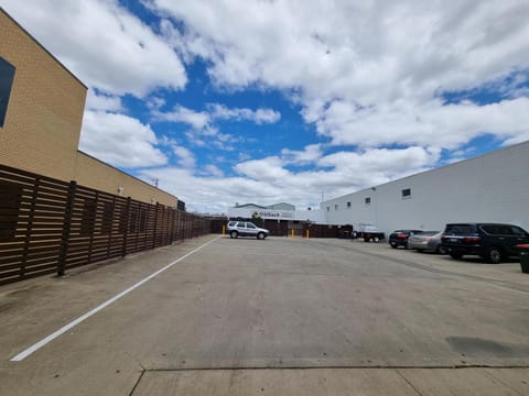 Property building, Street view, Parking