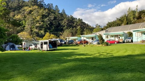 Dickson Holiday Park Campground/ 
RV Resort in Waikato