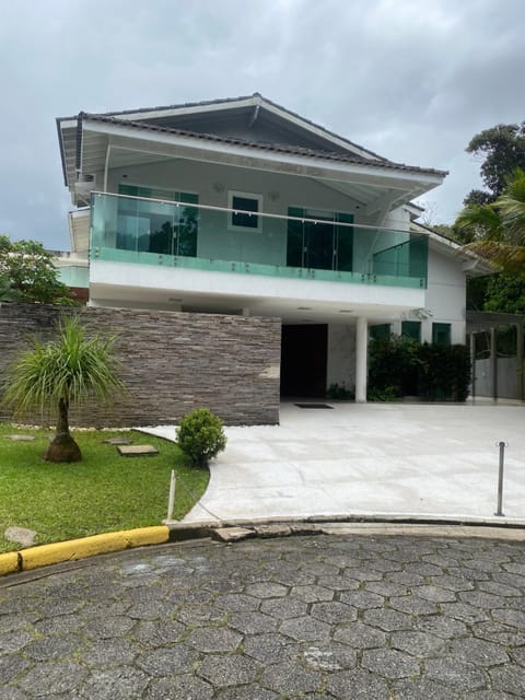 Casa de Praia em Condomínio House in Bertioga