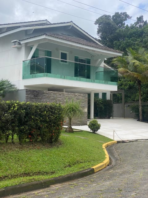 Casa de Praia em Condomínio House in Bertioga