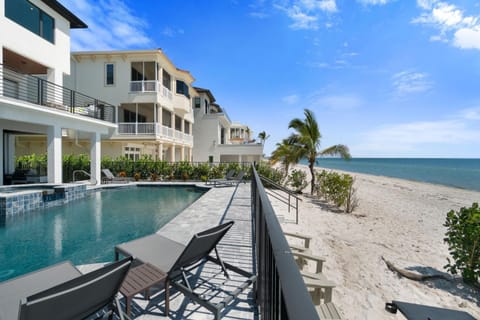 Beach, Sea view, Swimming pool