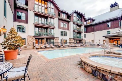 Villa Montane 219 by East West Hospitality Apartment in Beaver Creek