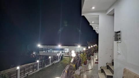 Sparkle Hotel Nanda Hotel in Rishikesh